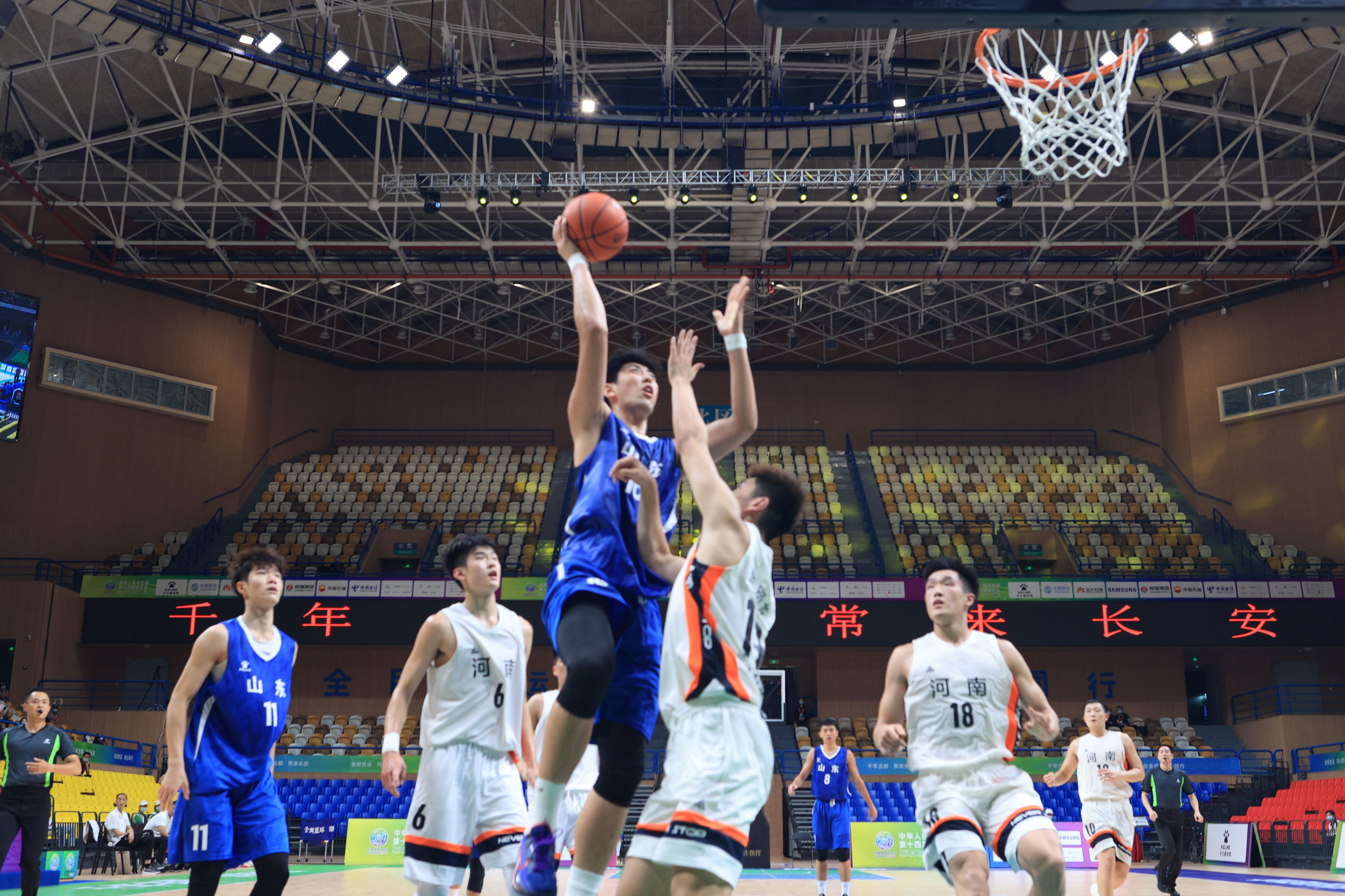 时难以缩小 时难以缩小